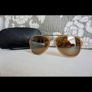 Oakley Kickback Polarized Sunglasses